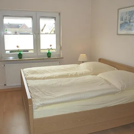 Haus Bergstrasse Nummer 20 *